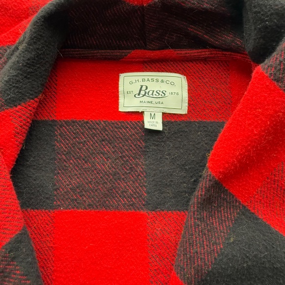 G.H. Bass & Co Sweater Buffalo Plaid Size M - Picture 3 of 11